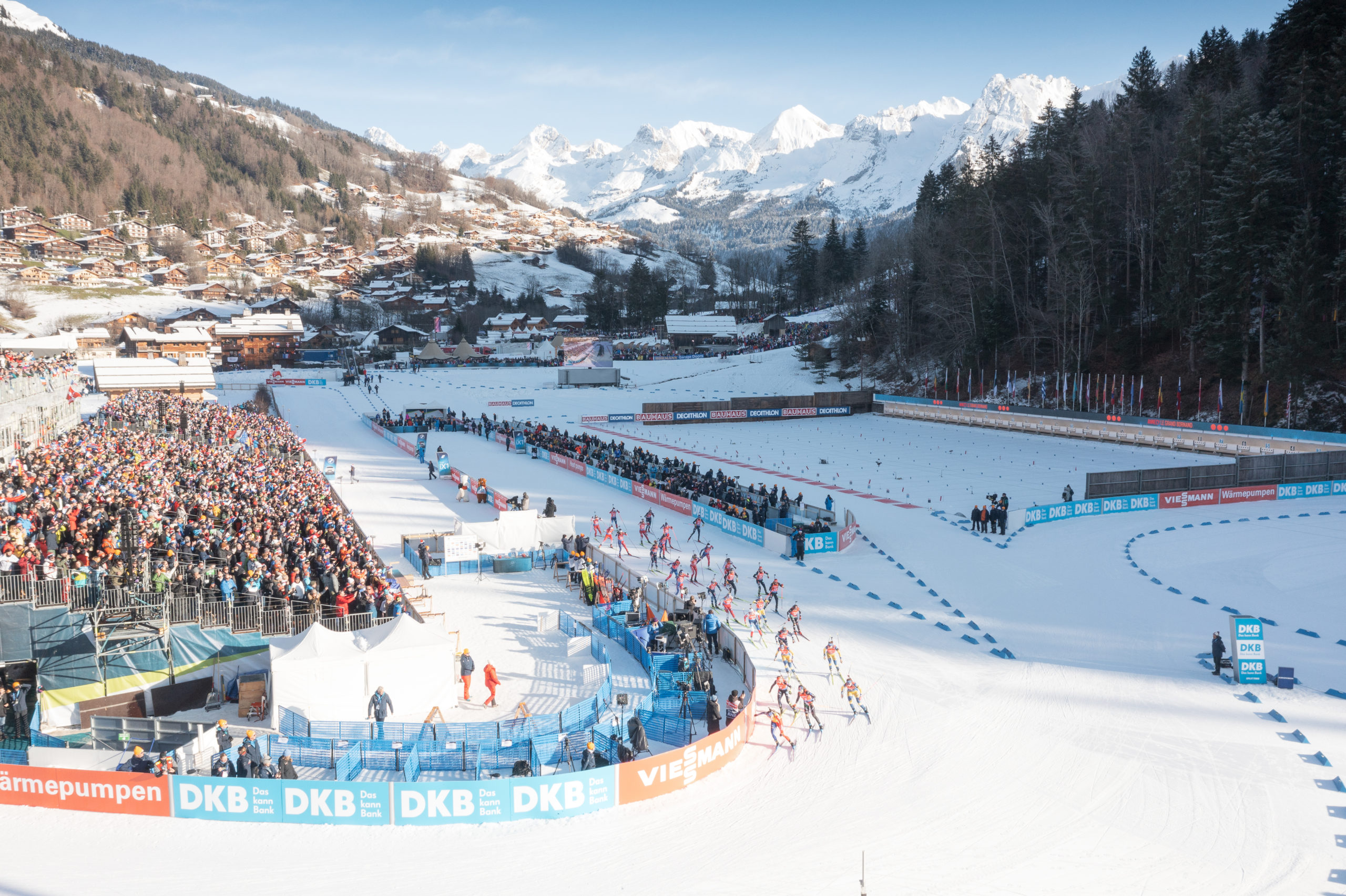 https://www.mairielegrandbornand.com/wp-content/uploads/2023/09/Mass-start-©-J.-Cathala-Le-Grand-Bornand-Tourisme-scaled.jpg